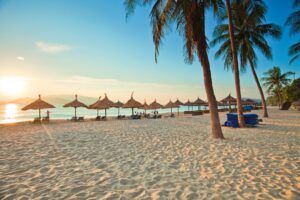 Strand mit Schirmen Palma